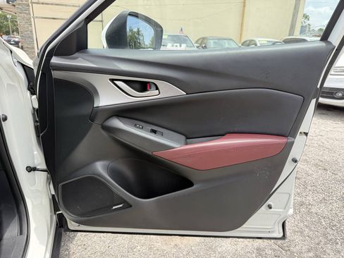 Used 2018 MAZDA CX-3 Touring w/ Preferred Equipment Package FWD image 25