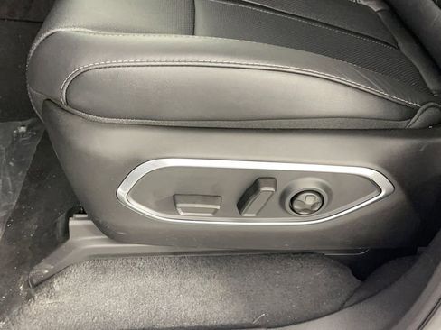 New 2025 Jeep Wagoneer L Series II image 31