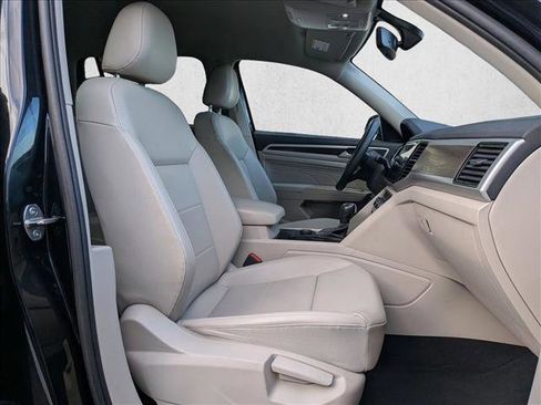 Used 2022 Volkswagen Atlas SE image 19