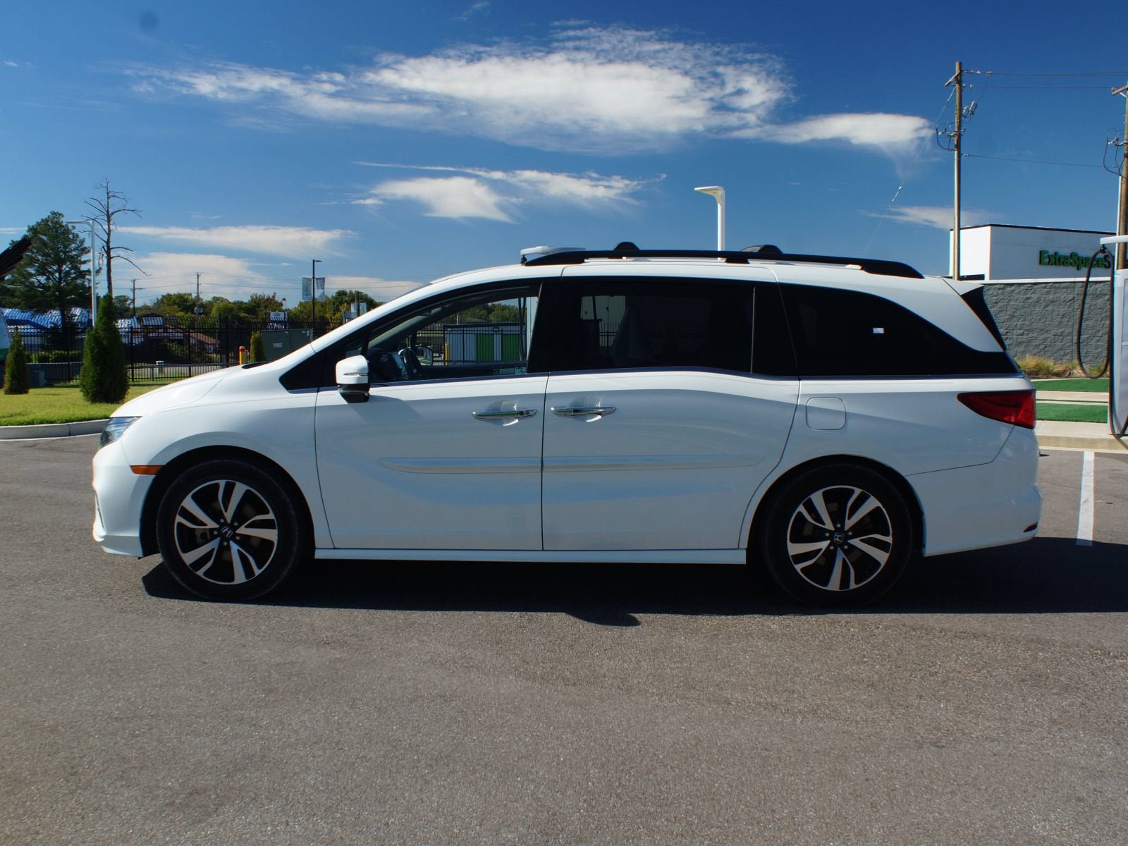 Used 2019 Honda Odyssey Elite image 15