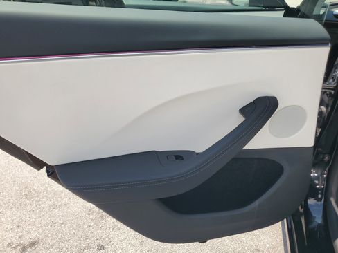 Used 2024 Tesla Model 3 Standard Range RWD image 28