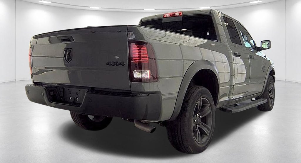Used 2022 RAM 1500 Warlock w/ Ceramic Gray Warlock Package AWD/4WD image 8