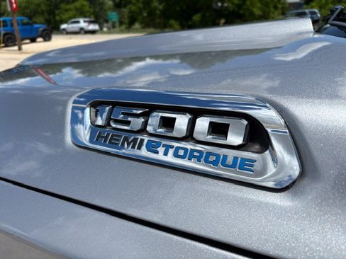 Used 2023 RAM 1500 Big Horn AWD/4WD image 8