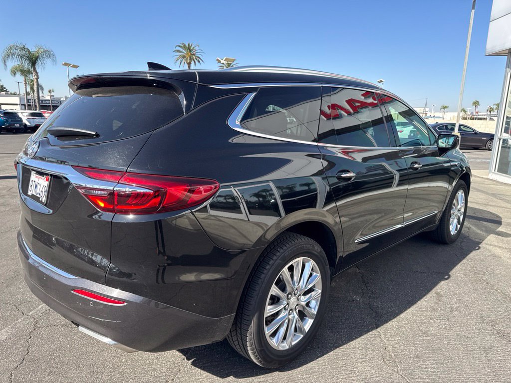 Used 2020 Buick Enclave Essence w/ LPO, Cargo Package FWD image 4