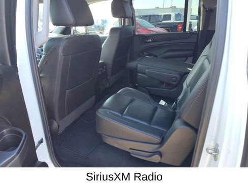 Used 2019 GMC Yukon XL SLT AWD/4WD image 16