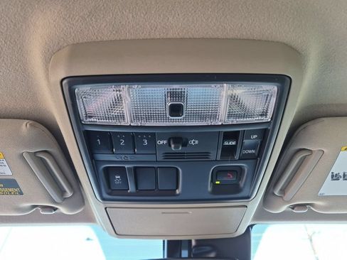 Used 2023 Toyota 4Runner SR5 Premium w/ Moonroof Package RWD image 35