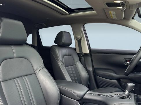 Certified 2024 Honda HR-V EX-L image 30