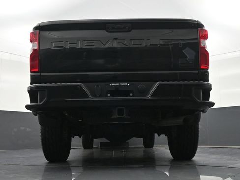 Used 2020 Chevrolet Silverado 2500 Custom w/ Custom Value Package AWD/4WD image 30