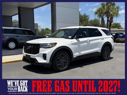 New 2026 Ford Explorer ST-Line w/ ST-Line Street Pack RWD image 9
