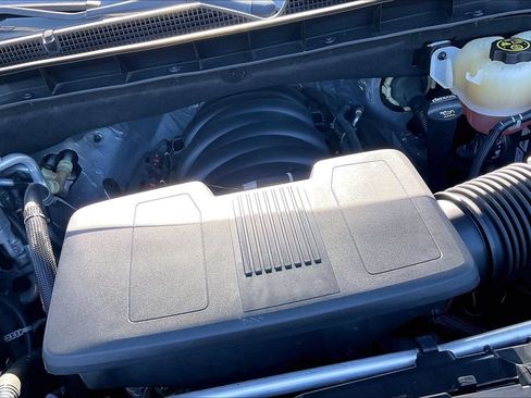 Used 2023 GMC Yukon SLT RWD image 34