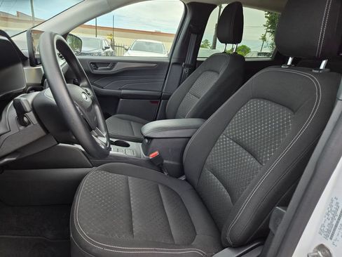 Used 2025 Ford Escape Active AWD/4WD image 19