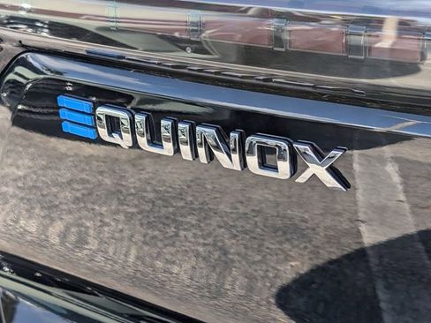 Used 2025 Chevrolet Equinox EV LT image 14