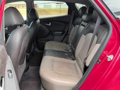 Used 2013 Hyundai Tucson Limited FWD image 9