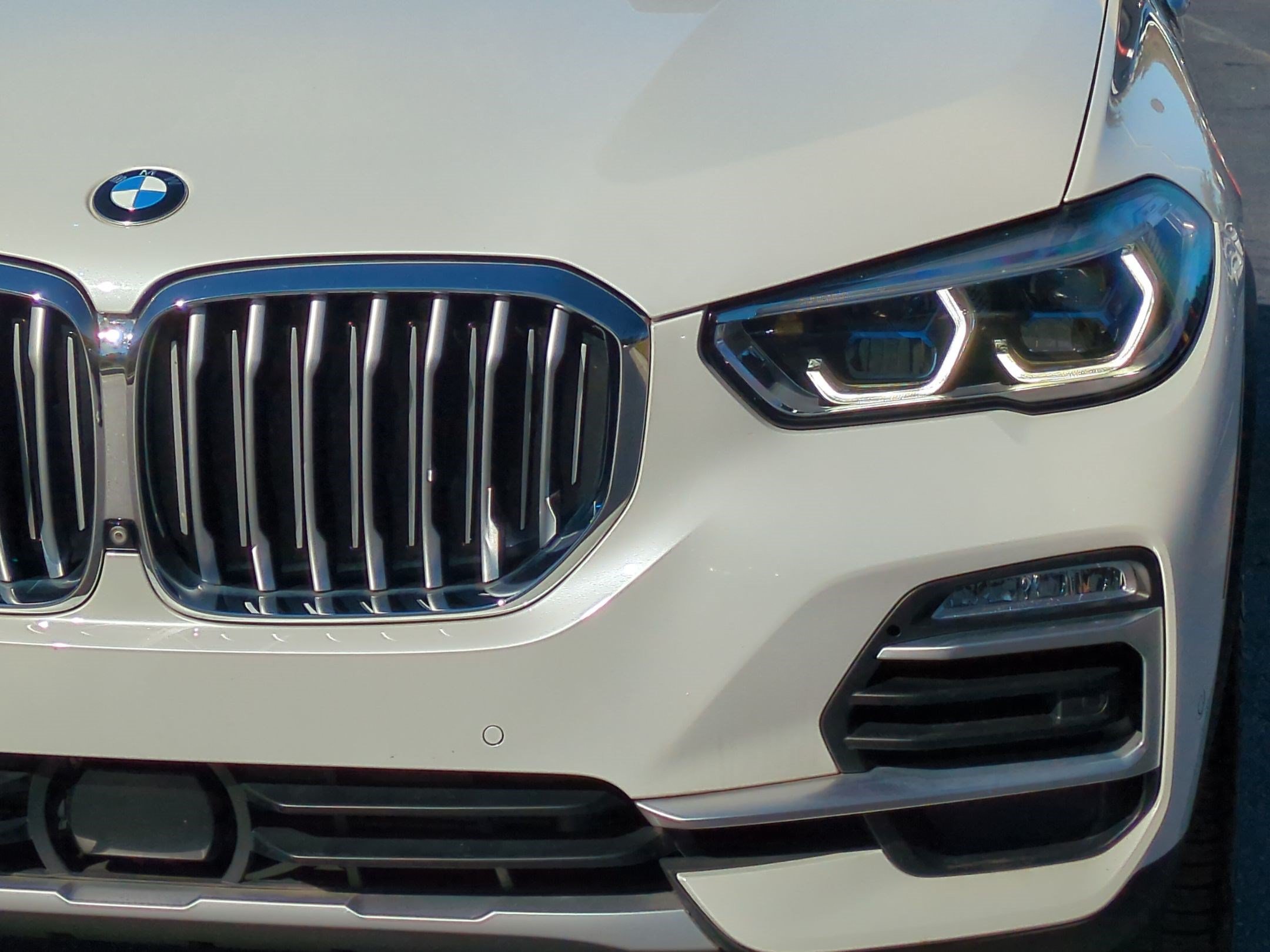 Used 2019 BMW X5 xDrive40i w/ Premium Package AWD/4WD image 6