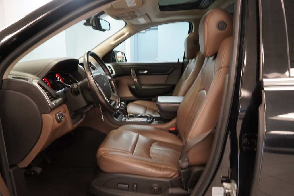 Used 2017 GMC Acadia Limited SLT AWD/4WD image 6