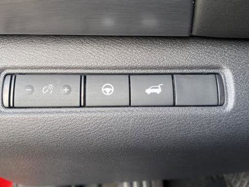 Used 2023 Nissan Pathfinder SL AWD/4WD image 20