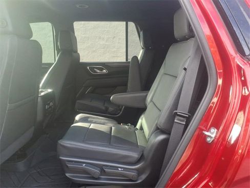 Used 2023 Chevrolet Tahoe Z71 w/ Luxury Package image 9