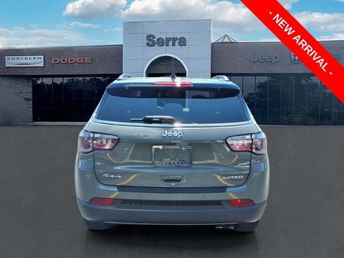 Used 2022 Jeep Compass Limited AWD/4WD image 6