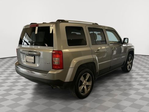 Used 2016 Jeep Patriot High Altitude image 6