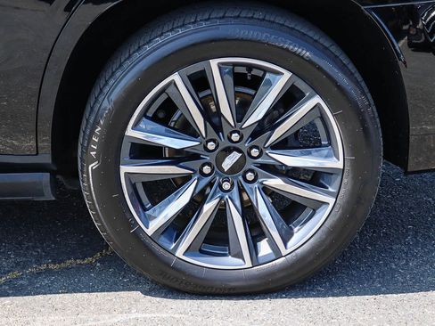 Used 2022 Cadillac Escalade Sport w/ Touring Package AWD/4WD image 13