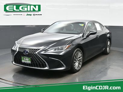 Used 2022 Lexus ES 300h w/ Luxury Package