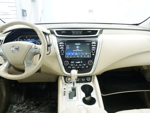 Used 2017 Nissan Murano Platinum image 22