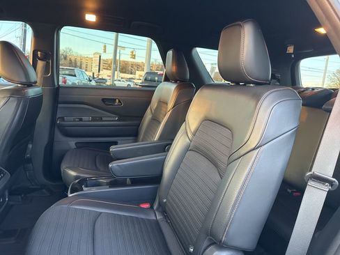 Used 2023 Nissan Pathfinder Rock Creek image 28