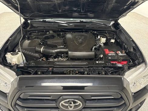 Used 2019 Toyota Tacoma SR image 17