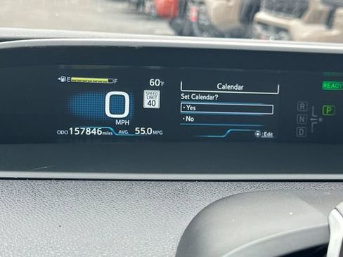 Used 2021 Toyota Prius Prime XLE image 32