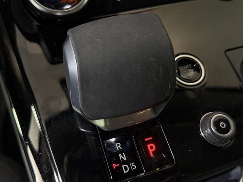 Used 2023 Land Rover Range Rover Sport SE image 38