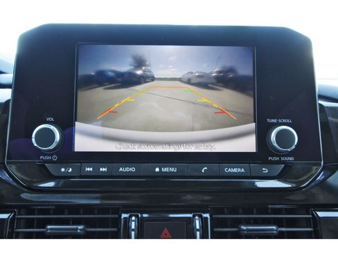 Certified 2024 Nissan Pathfinder SV w/ SV Premium Package FWD image 25