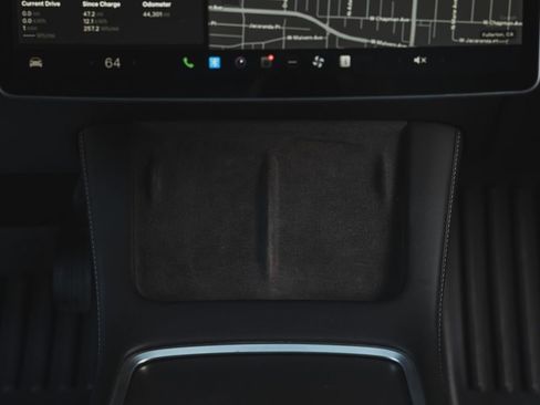 Used 2021 Tesla Model 3 Standard Range Plus image 24