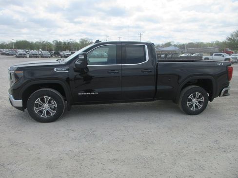 New 2026 GMC Sierra 1500 SLE w/ Max Trailering Package AWD/4WD image 9