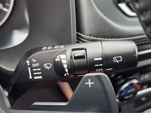 Used 2025 Nissan Rogue SV FWD image 35