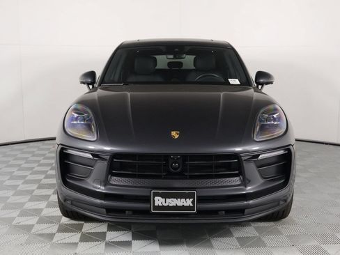 Certified 2026 Porsche Macan AWD/4WD image 10