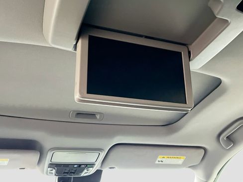 Used 2020 Honda Pilot Elite image 26