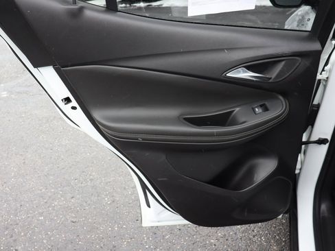 Used 2023 Buick Encore GX Select w/ Safety Package II image 26