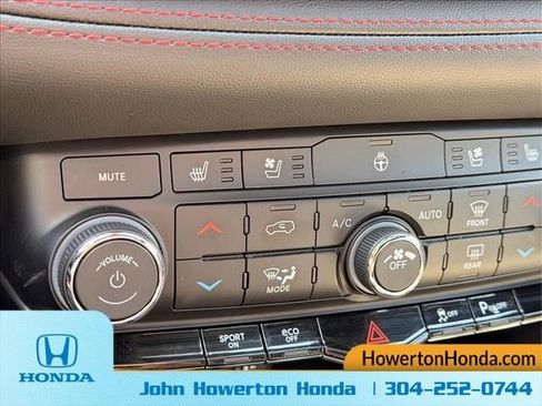 Used 2025 Dodge Durango R/T image 21