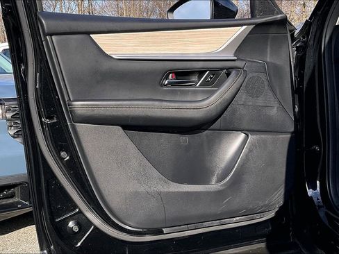 Used 2024 MAZDA CX-90 3.3 Turbo w/ Preferred Package image 22