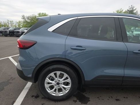 Used 2023 Ford Escape Active w/ Cold Weather Package FWD image 7