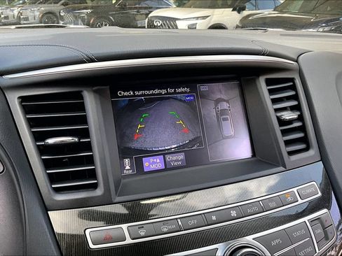 Used 2019 INFINITI QX60 Luxe w/ Essential Package FWD image 32