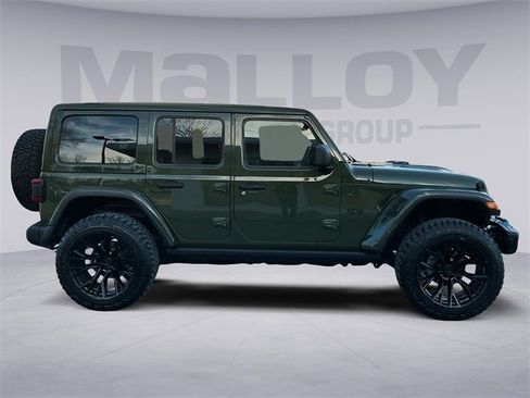 Used 2024 Jeep Wrangler Unlimited Rubicon 4xe image 6
