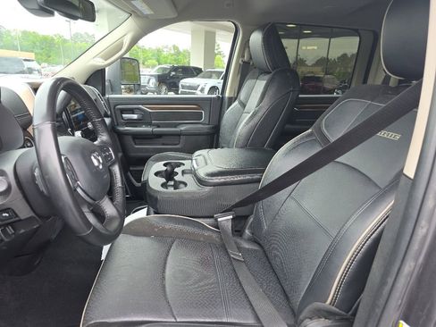 Used 2024 RAM 2500 Laramie AWD/4WD image 14