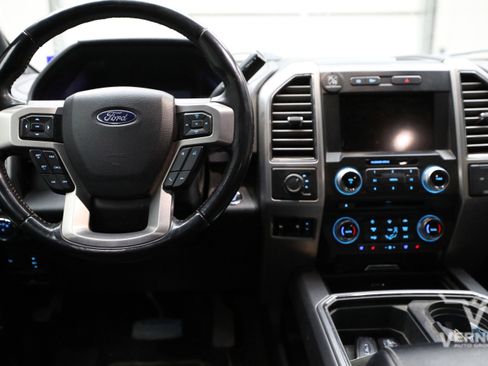 Used 2018 Ford F250 Platinum image 8