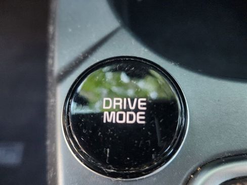 Used 2021 Kia Seltos S image 22