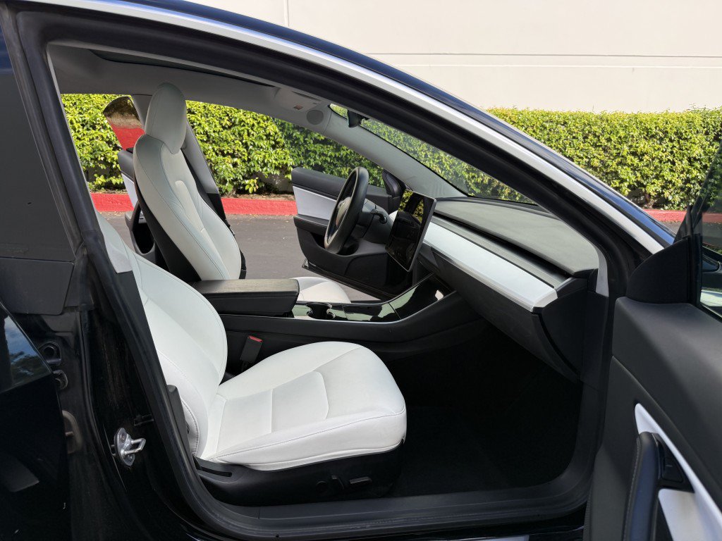 Used 2020 Tesla Model 3 Long Range AWD/4WD image 12