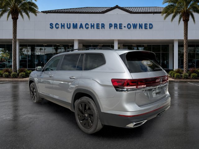 Used 2025 Volkswagen Atlas SE w/ Black Wheel Package AWD/4WD image 5