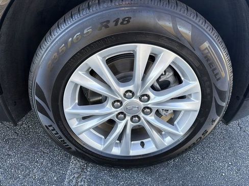 Used 2022 Cadillac XT5 Luxury image 33