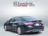 Used 2018 Toyota Camry XLE image 3