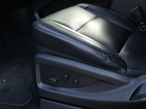 Used 2019 Chevrolet Tahoe LT image 22